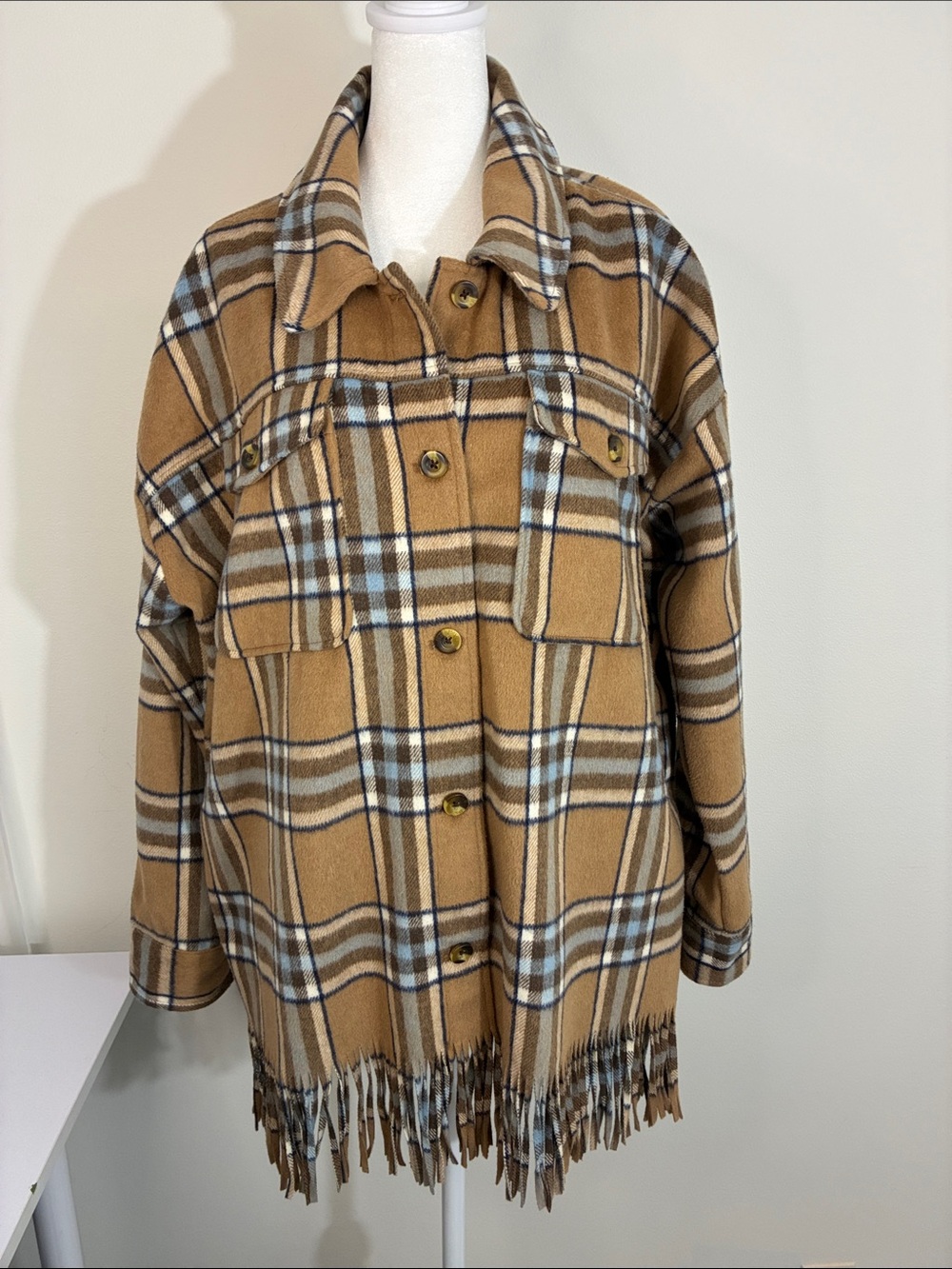 a.n.a. Fringe Hem Plaid Shacket Jacket in Camel
